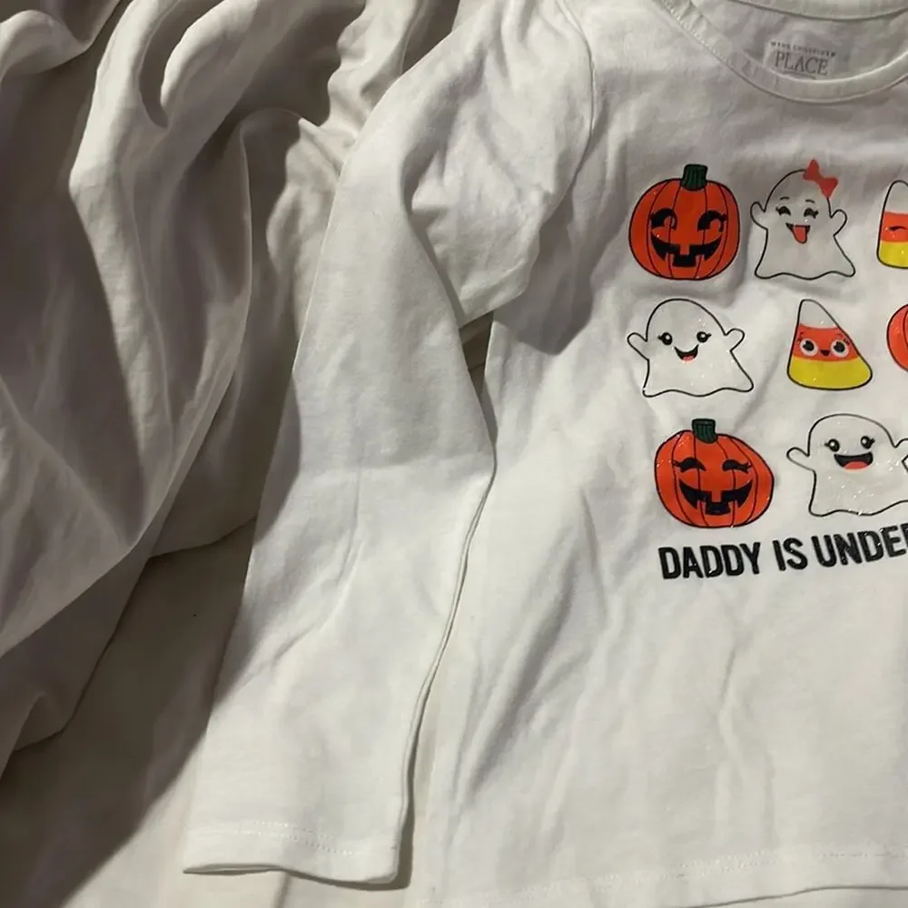 Childrens place 5t white hi low Halloween graphic t daddy’s under my spell nwt